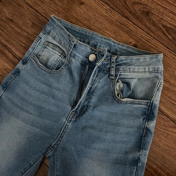 Flared Mid Rise Jeans - Picture 6 of 6